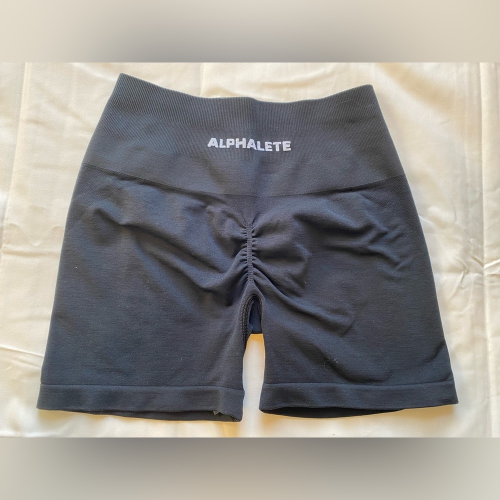 ALPHALETE Amplify Shorts (Size XS)